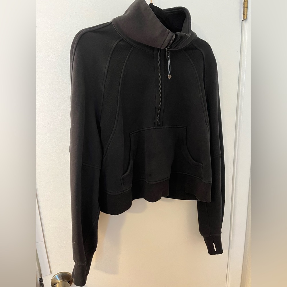 Lululemon cropped sweat shirt